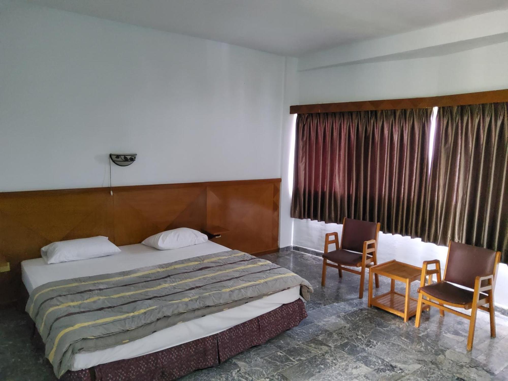 Hotel Kumala Samudra Cikakak Exterior foto